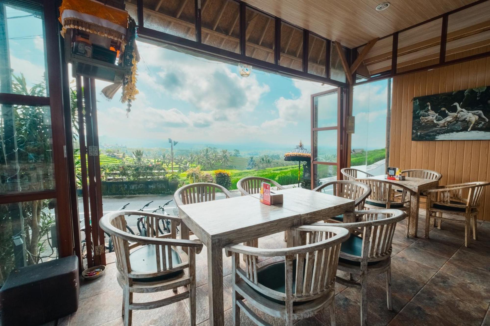 Bhuana Agung Villa And Restaurant Джатилувих Экстерьер фото